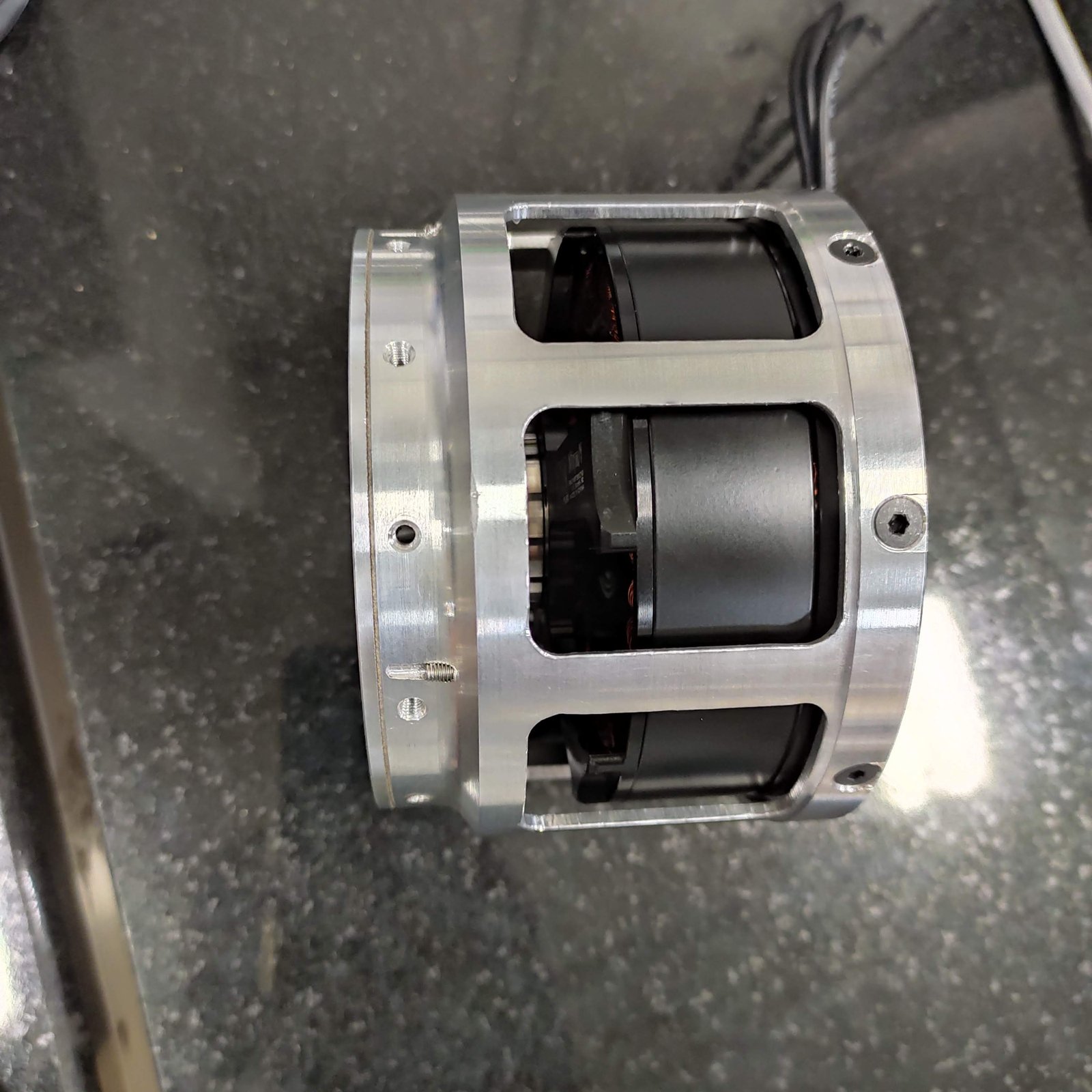 Fully assembled actuator, side view
